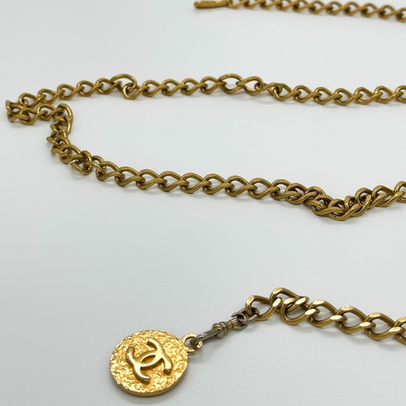 CHANEL Classic Chain Belt - 1982 - Picture 5 of 6